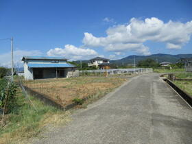 徳島県阿波市吉野町柿原字シノ原