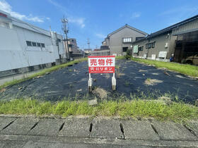 富山県高岡市中曽根