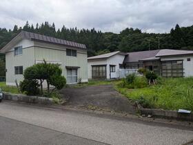 秋田県仙北市田沢湖生保内字上滝沢