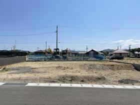 福島県須賀川市森宿字白石坂