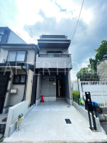 京都府京都市伏見区深草出羽屋敷町