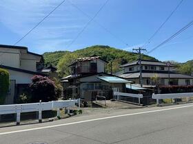 長野県長野市篠ノ井小松原