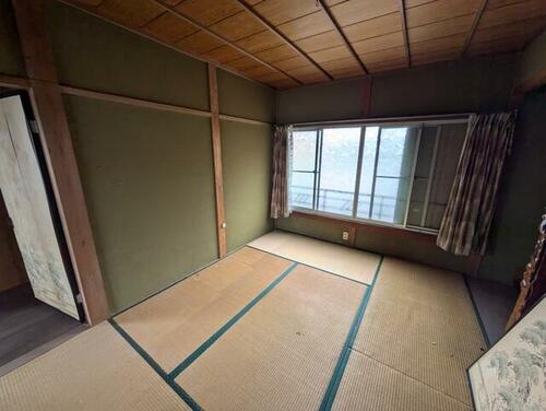 detached 三重県尾鷲市港町