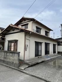 富山県富山市鍋田