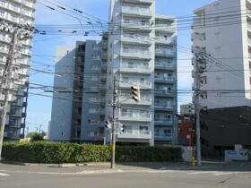 シャンポール中島公園