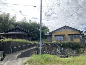 香川県三豊市山本町辻