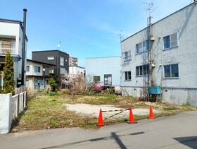 北海道札幌市豊平区中の島一条１１丁目
