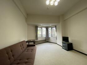 ロイヤルプラザ水上