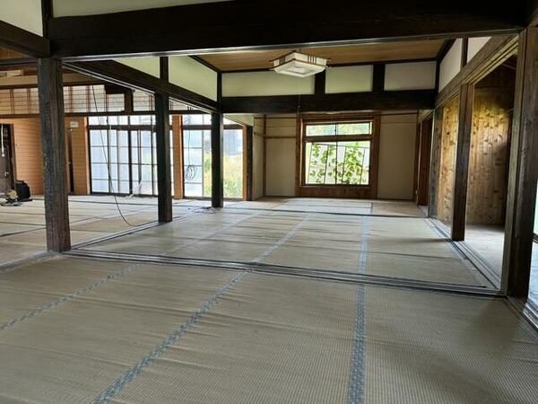 detached 大阪府大阪市中央区淡路町４丁目２－１３ アーバンネット御堂筋ビル　７Ｆ