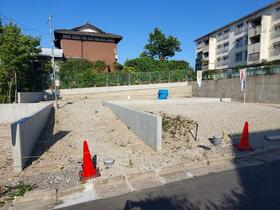 京都府京都市伏見区桃山町泰長老