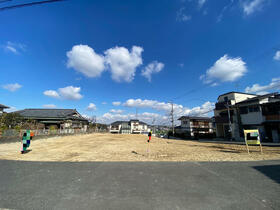 大阪府堺市西区堀上緑町２丁