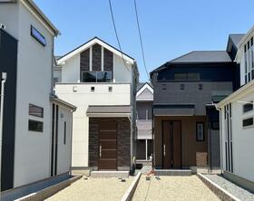 大阪府堺市堺区南陵町２丁