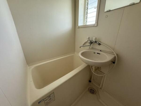 apartment 福島県伊達郡川俣町飯坂字八反田
飯坂の賃貸情報を見る
物件地図