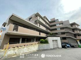 ロイヤルヒルズ富雄Ｆ棟　中古マンション