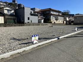 石川県金沢市三口新町１丁目