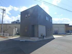 石川県金沢市鳴和１丁目