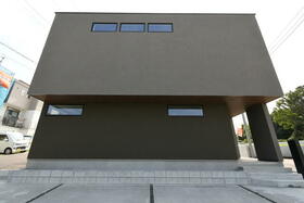 神奈川県綾瀬市寺尾本町１丁目