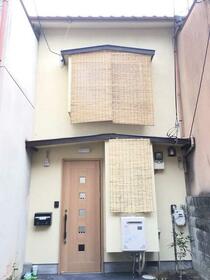 京都府京都市左京区竹屋町通川端東入東竹屋町