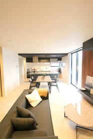 長崎県佐世保市花高３丁目