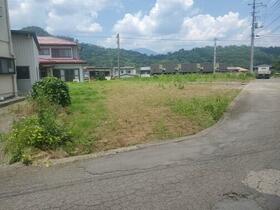 山梨県都留市夏狩