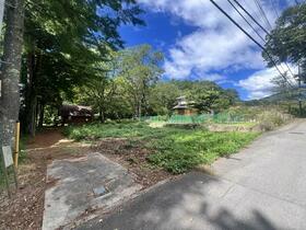 山梨県北杜市長坂町小荒間