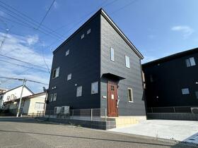 福島県福島市郷野目字仲