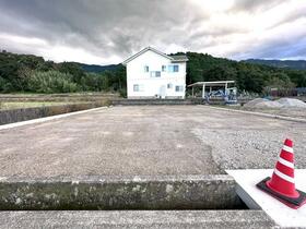 愛媛県四国中央市豊岡町長田