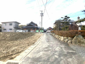 三重県亀山市田村町