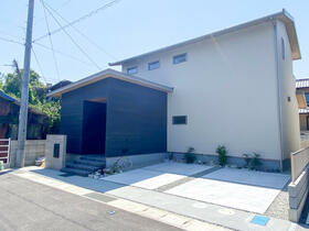 香川県丸亀市津森町