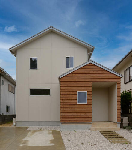 detached 徳島県阿南市上中町南島