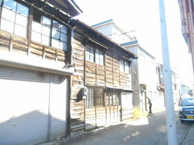 新潟県長岡市滝の下町