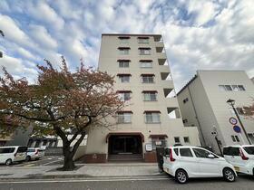カーサ礎　１階