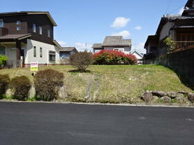 三重県名張市富貴ケ丘４番町