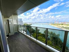 沖縄県那覇市曙３丁目