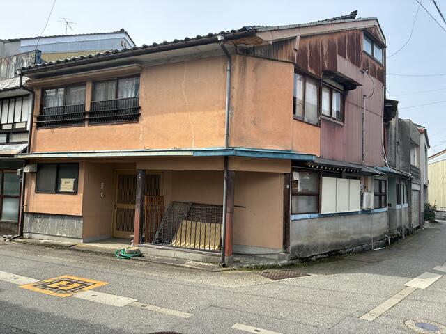 富山県中新川郡上市町の一戸建て | 130万円 | 10DK | 165.26m² | Akiyama house finder