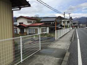 山梨県上野原市上野原