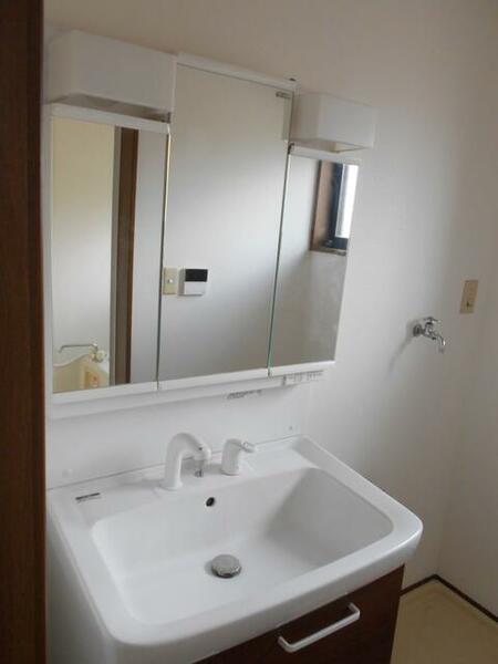 apartment 群馬県北群馬郡榛東村大字広馬場
広馬場の賃貸情報を見る
物件地図