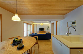 愛知県名古屋市東区出来町１丁目