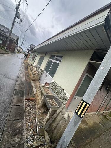 Land, Higashiomi, Shiga