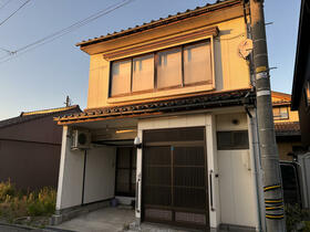 富山県高岡市早川