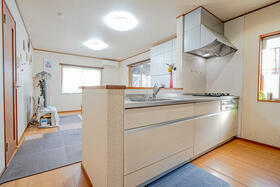 福岡県宗像市公園通り３丁目