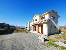 山梨県甲府市白井町