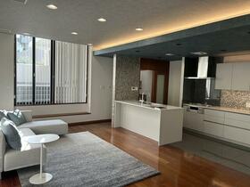 愛知県名古屋市千種区猫洞通２丁目