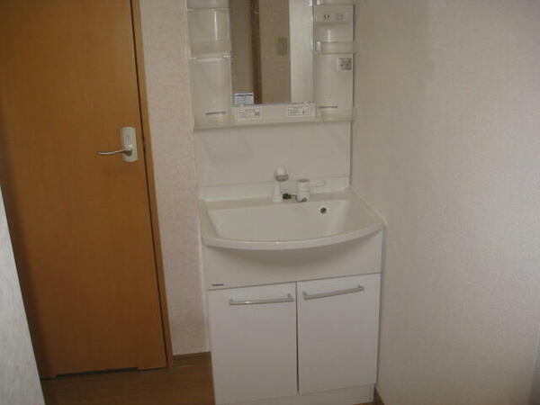 apartment 福島県伊達郡国見町大字山崎字舘東
地図を見る