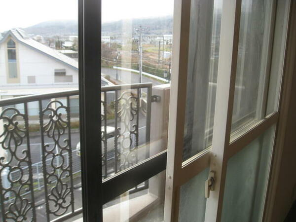 apartment 福島県伊達郡国見町大字山崎字舘東
地図を見る