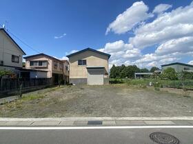 青森県弘前市大字小比内３丁目
