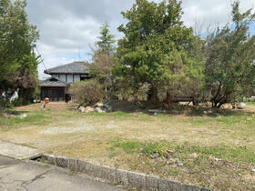 滋賀県蒲生郡日野町大字中在寺
