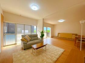 香川県丸亀市三条町