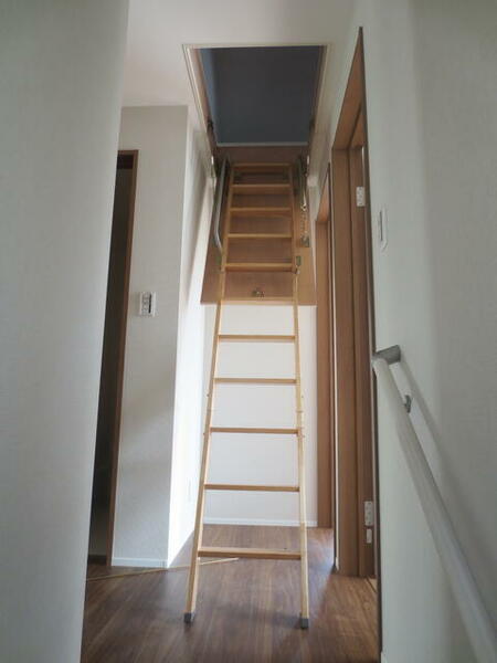 detached 東京都狛江市中和泉１丁目

地図を見る