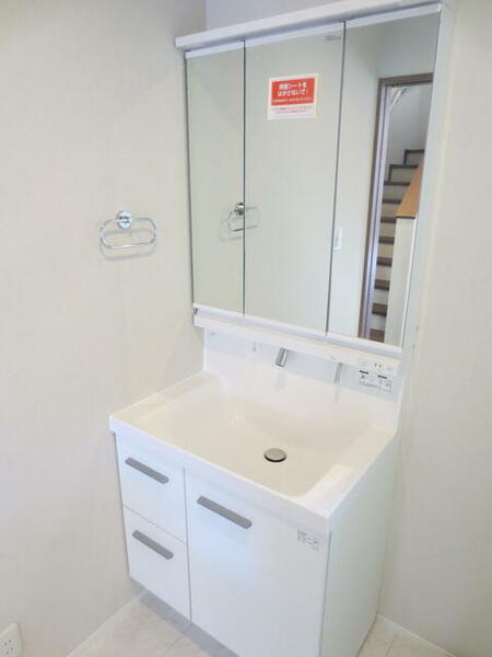 detached 東京都狛江市中和泉１丁目

地図を見る